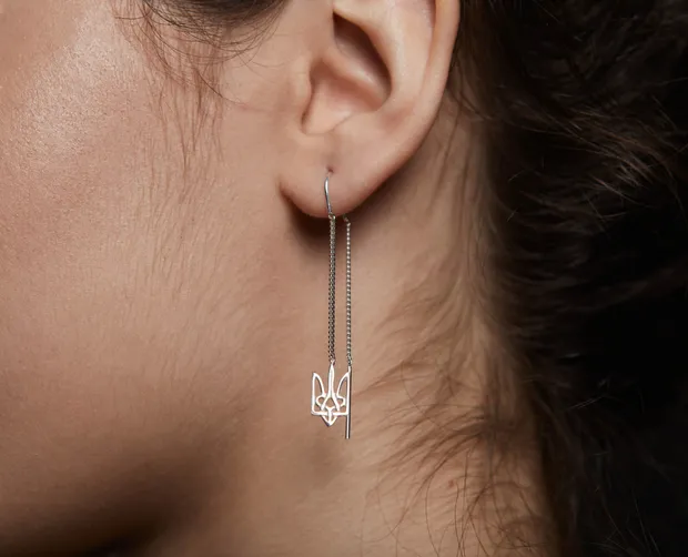 Срібні сережки протяжки з тризубом 23268/3