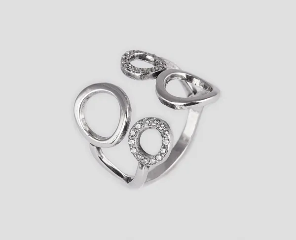 Срібна каблучка Розімкнуті Кільця 12073