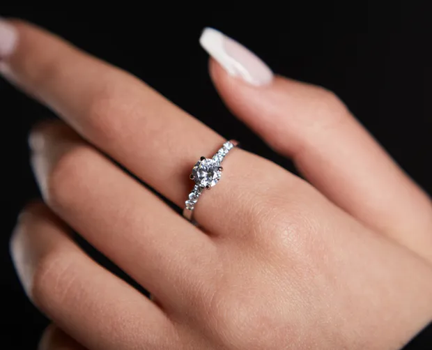 Срібна каблучка Ніжність 8017 Р