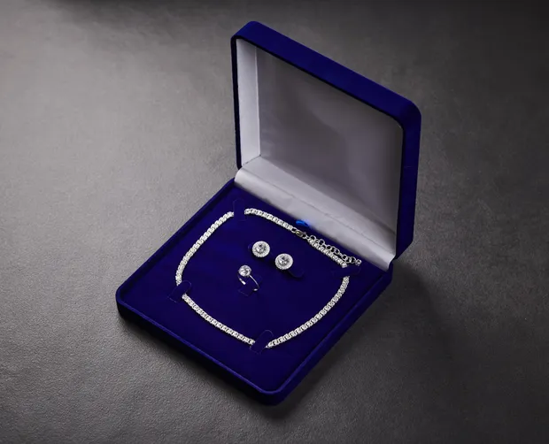 Футляр великий під набір П136