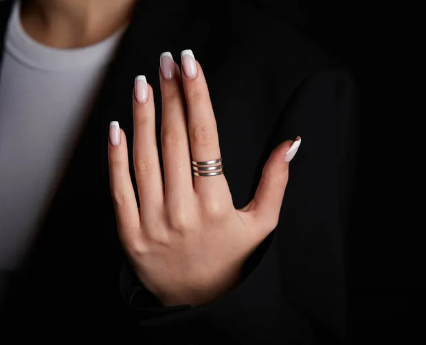 Срібна каблучка Три Смужки 12032