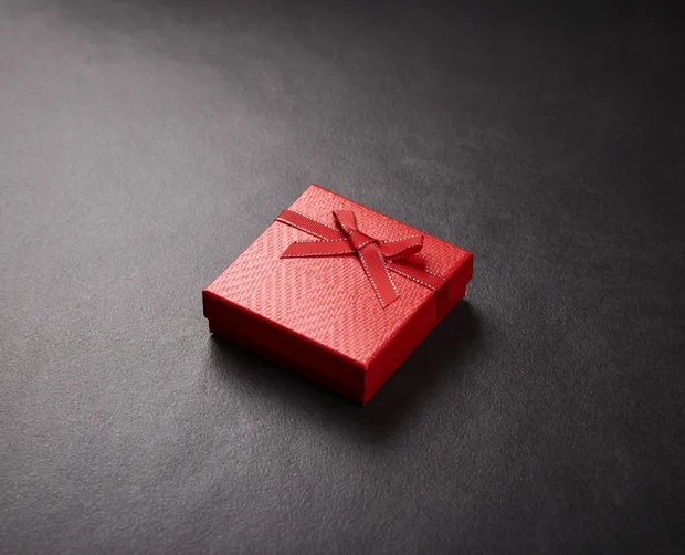 Коробка під набір червоний П131