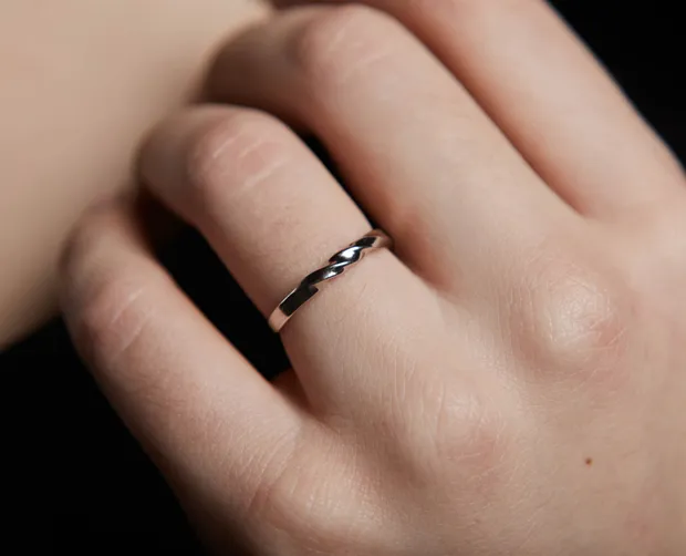 Срібна каблучка Міф 1612402