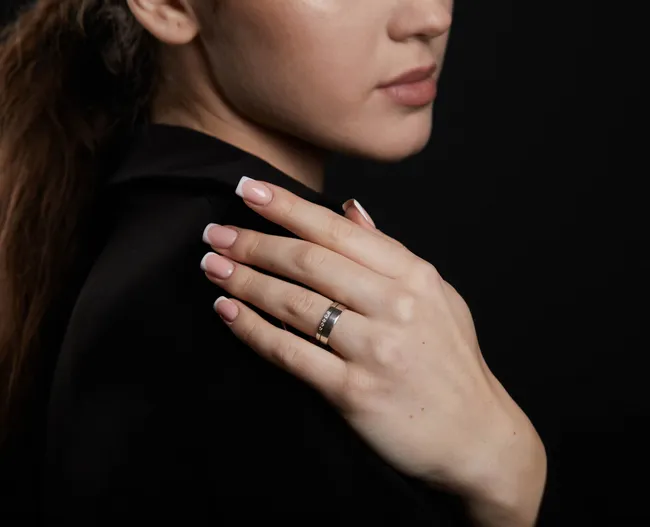 Срібна Каблучка Обручка З Фіанітами 11000/5  зображення 2